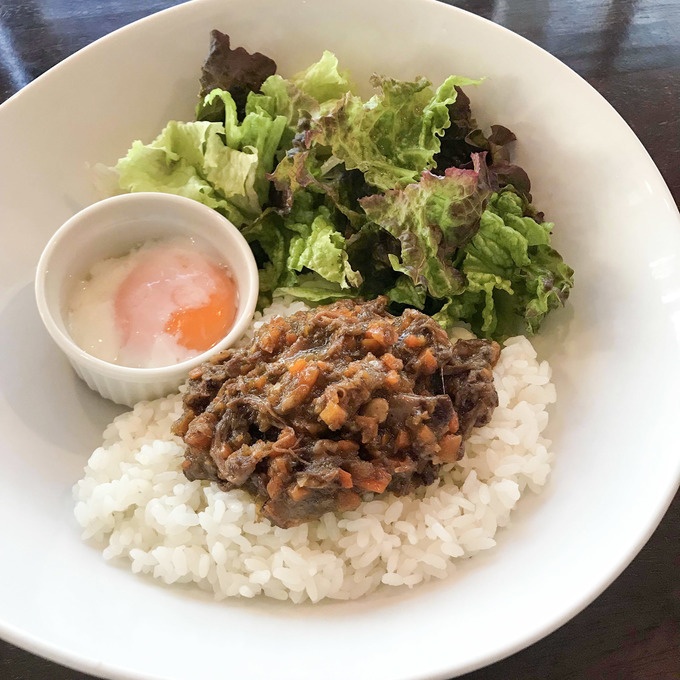 G.S.D ~牛スジ煮込み丼~