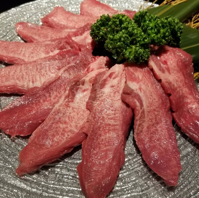タン