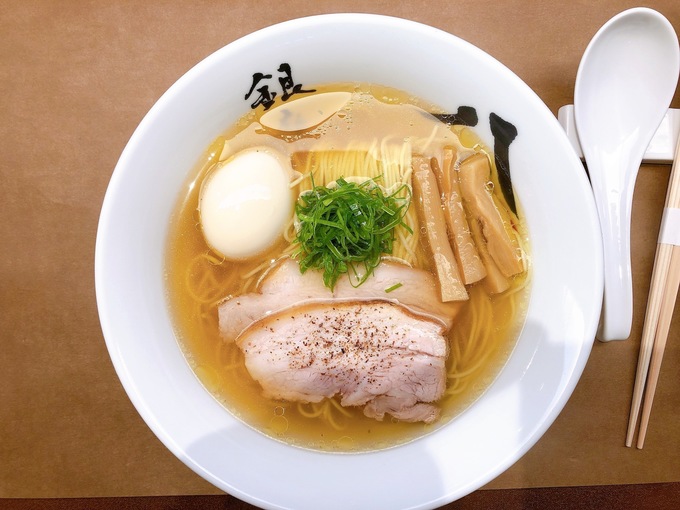 『銀座 八五(はちごう)』のラーメン