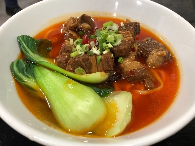 中国蘭州牛肉ラーメン 国壱麺 赤坂店、紅焼牛肉麺