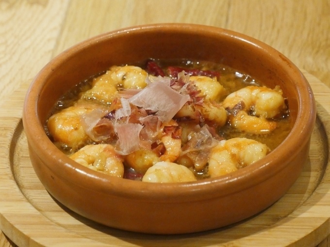 Hacco's Table、エビの味噌アヒージョ