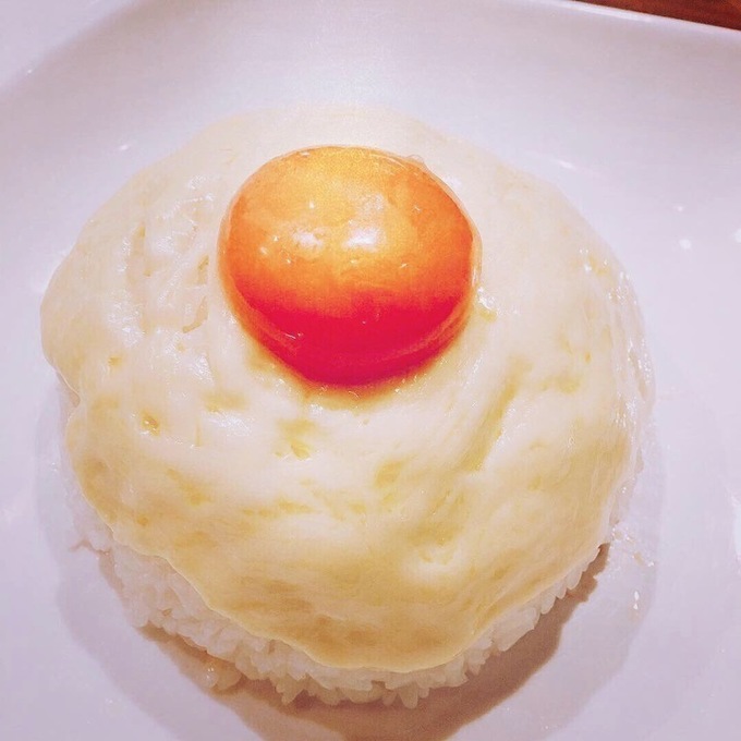 島バル bubble lounge、Wチーズタコライス