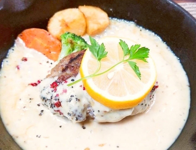 『エーデルワイス』の「レモンハンバーグ」