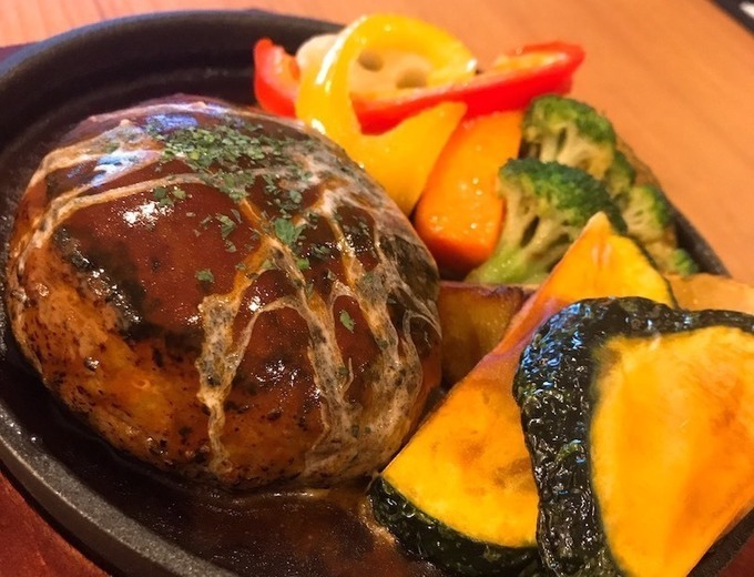 お酒と手ごねハンバーグのお店 BARBAROSSA ハンバーグ