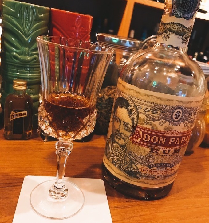 お酒と手ごねハンバーグのお店 BARBAROSSA ラム酒