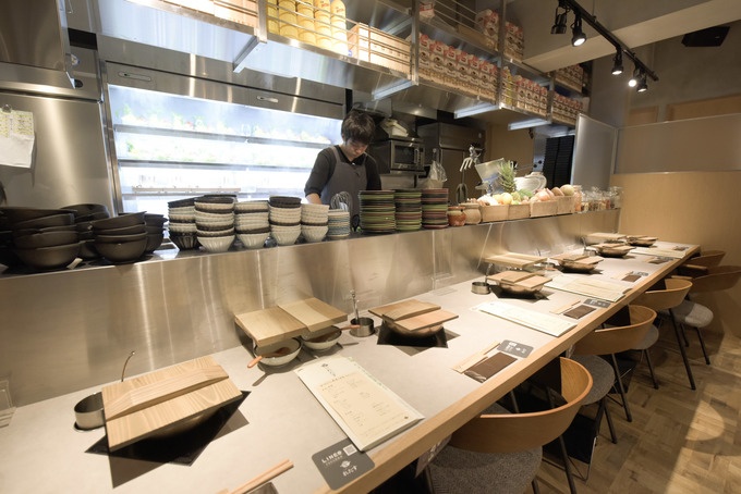 しゃぶしゃぶれたす 渋谷店 内観