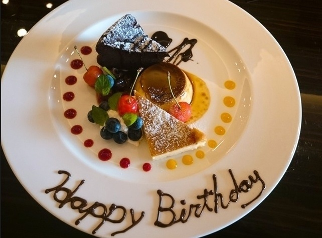 QUEENS STEAK&BURGER クイーンズステーキ&バーガー QUEENS DESSERT PLATE クイーンズデザートプレート