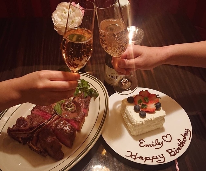 QUEENS STEAK&BURGER クイーンズステーキ&バーガー
