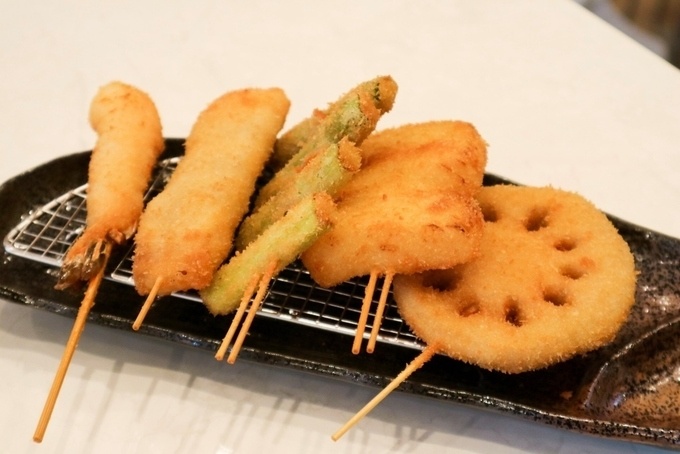 おでん家万昌ぶらっせ 浦和店 串揚げ盛り合わせ