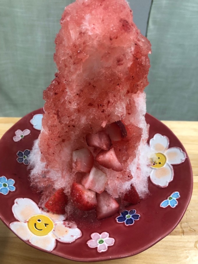 南山 thé to thé、「贅沢いちご いちごあんこ」