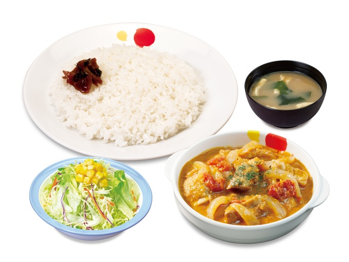 松屋「ごろごろチキンのバターチキンカレー」生野菜付き