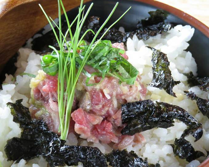 肉炉端 春田屋、和牛のなめろう茶漬け