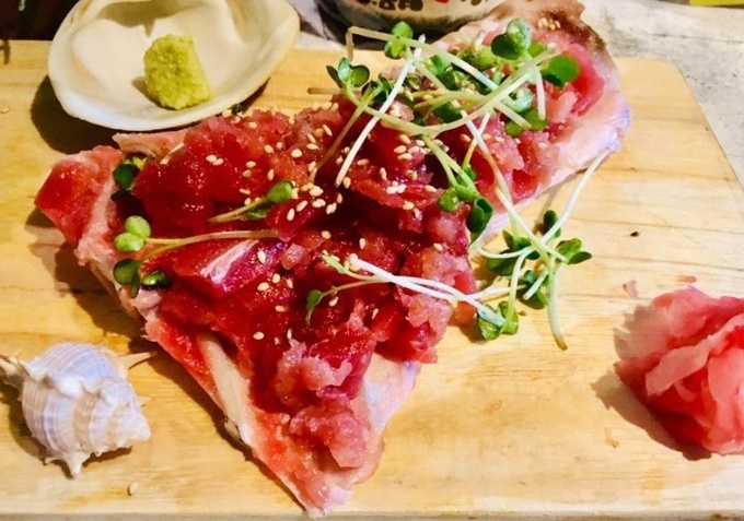 まぐろ食堂TUNA島店、骨付きまぐろ中落ち