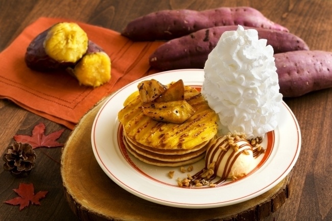 『Eggs ’n Things』の2019年秋新メニューのパンケーキ