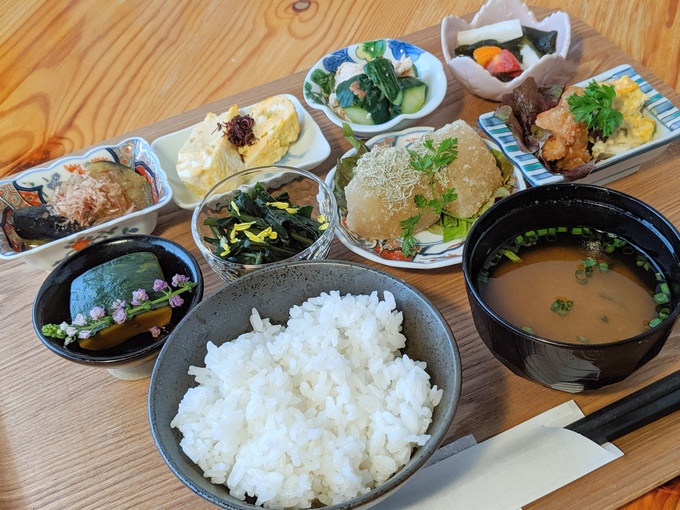 日替わり小鉢御膳 8種