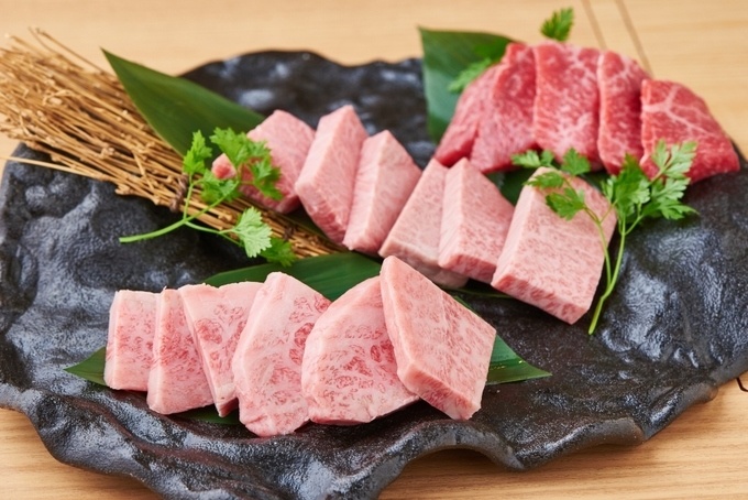 お肉屋けいすけ三男坊