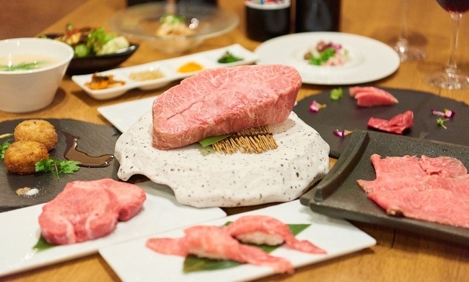 『お肉屋けいすけ三男坊』のお肉の極みコース