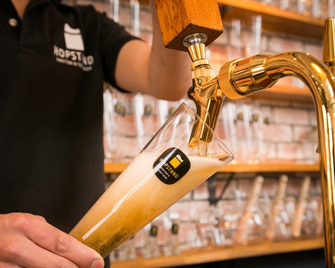 HOP STAND 神戸モザイク店、クラフトビール
