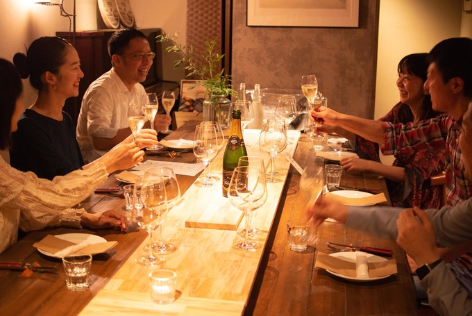 北参道LA CAVE、飲み放題付きコース