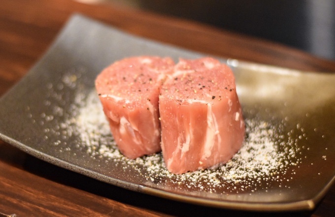 旨焼もぐり、豚のシャトーブリアン