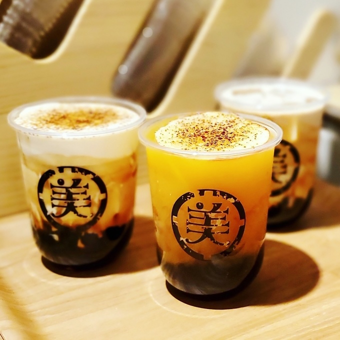 台湾から大阪・四ツ橋に日本初上陸「美好年代(メイハオニエンダイ)」のタピオカドリンク