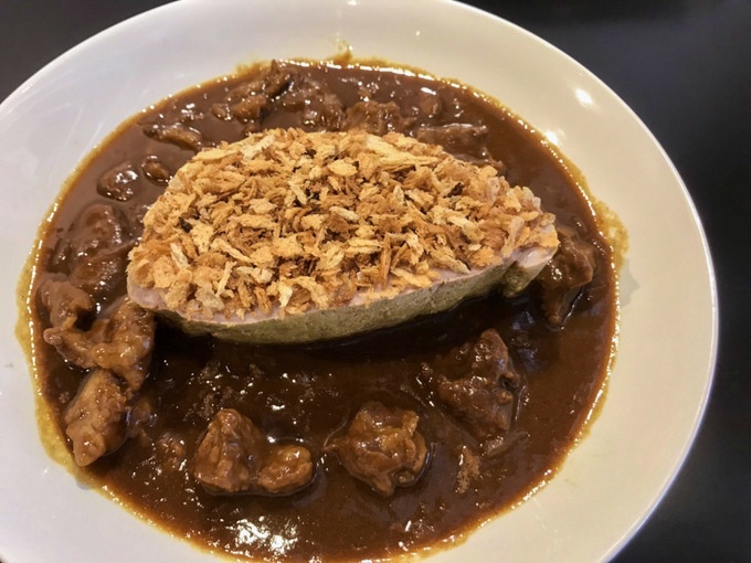 貴闘炎 八丁堀店 焼肉屋の揚げないロースカツカレー