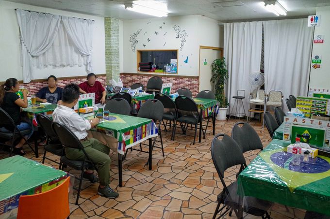 鶴見のブラジル料理ユリショップの店内