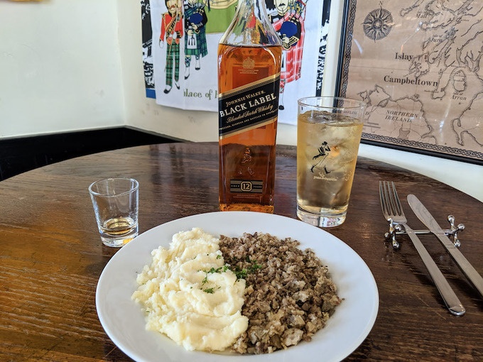The Royal Scotsman ザ・ロイヤルスコッツマン ハギス ジョニーウォーカー ハイボール