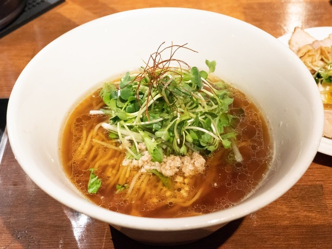 燻製ラーメンが食べられる要町「KEMURI」のラーメン