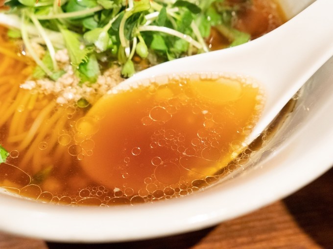 燻製ラーメンが食べられる要町「KEMURI」はスープも燻製!