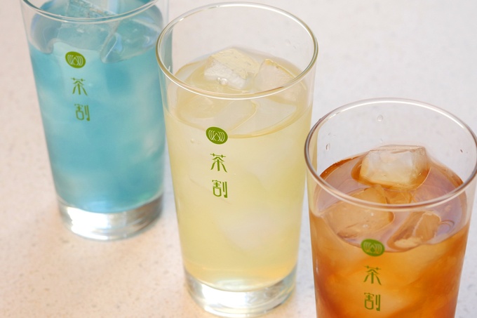 100種類の「お茶割り」と「唐揚げ」専門店『茶割』