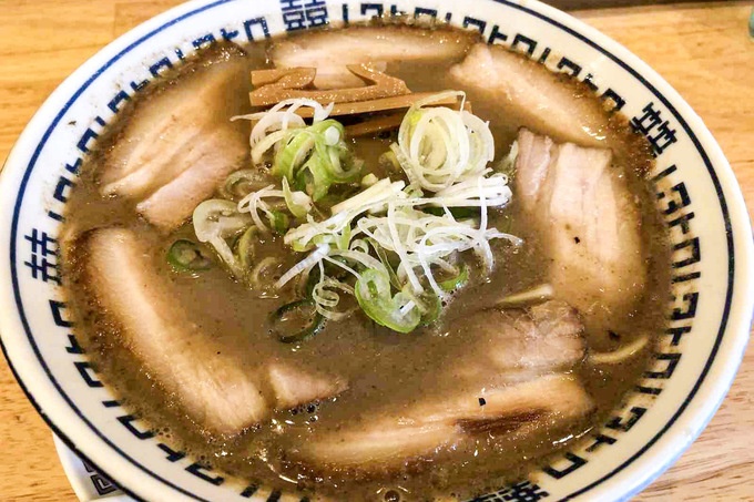 国立の津軽煮干しそば「肉中華そばムタヒロ」のこくにぼ肉中華そば