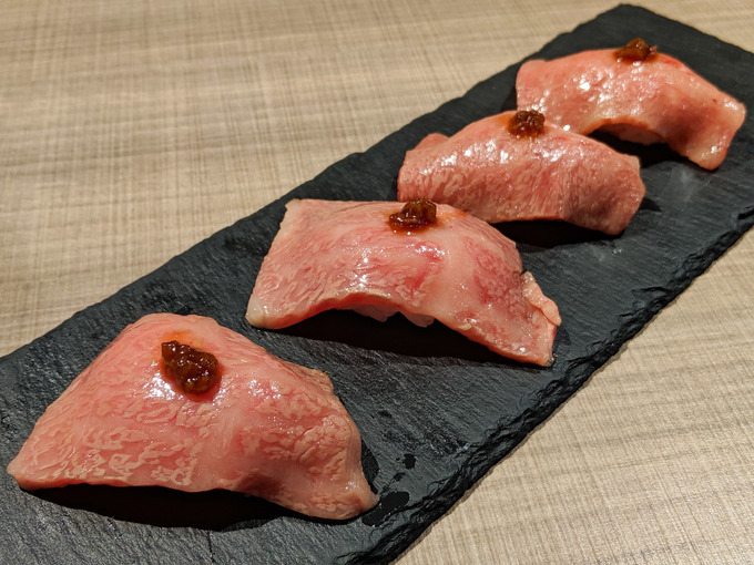焼肉 樹々、炙り握り