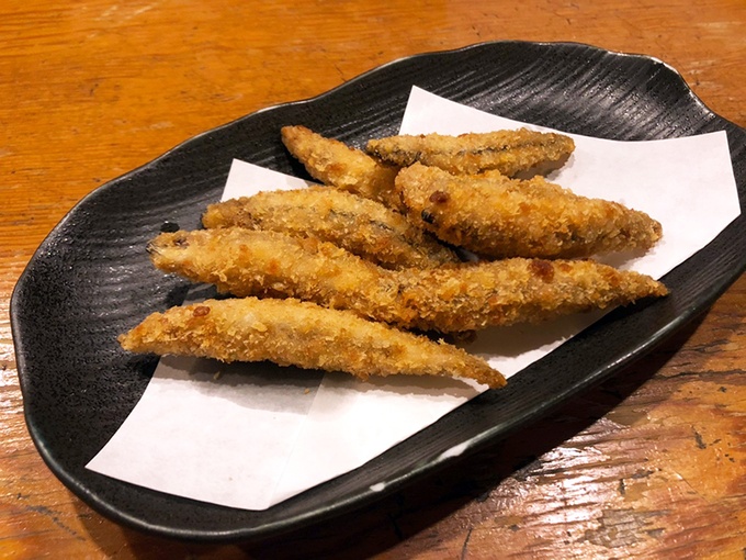 『ウラニワ八王子店』きびなごの香り揚げ