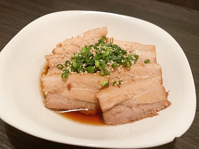 もつ鍋居酒屋はらへった池袋 とろとろ煮豚