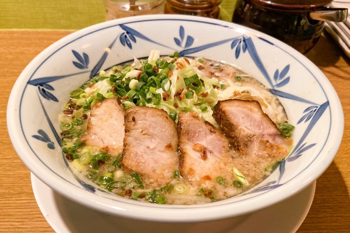 立川のラーメン横丁「ラーメンスクエア」の「ラーメン専門店ザボン」の「ザボンラーメン」