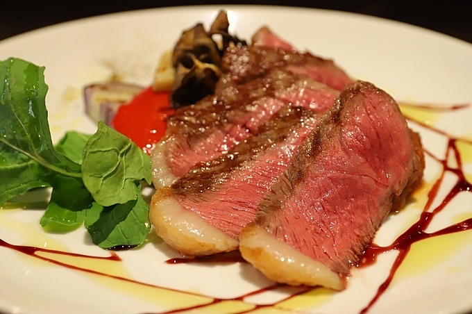 北参道にあるイタリアンレストラン『Osteria gravino』のイチボステーキ