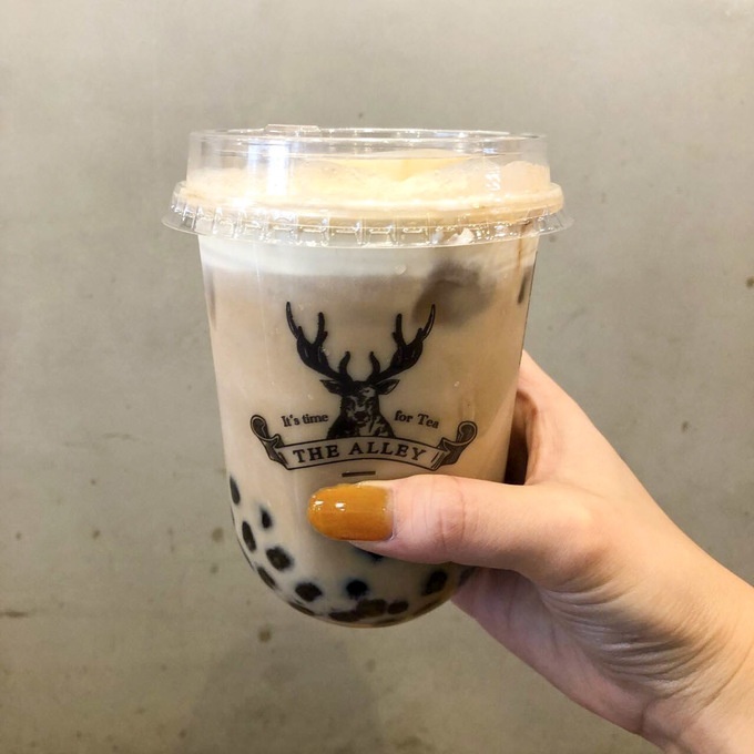 自由が丘のタピオカ女子大生おすすめタピオカTHE ALLEYのチーズクリーム黒糖ラテ
