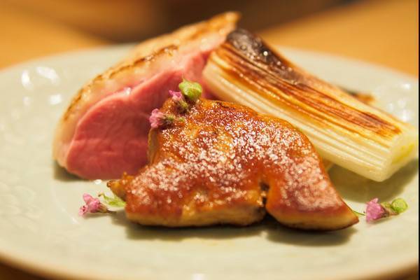 『根もと』鴨ローストとフォアグラ 下仁田葱