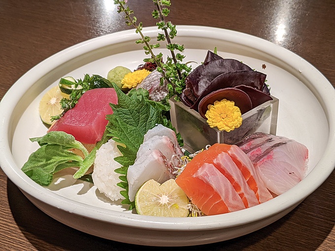 居酒屋 醸し屋 素郎slowの「お刺身5点盛り」の画像