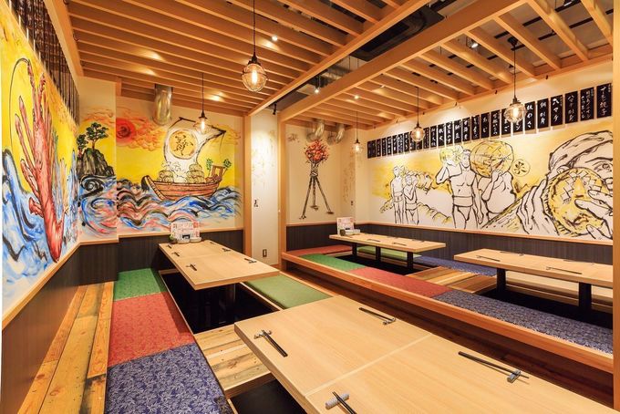 スシローの新業態『鮨・酒・肴 杉玉』の店内