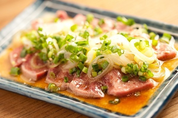三六 麻布十番店 上タン刺し