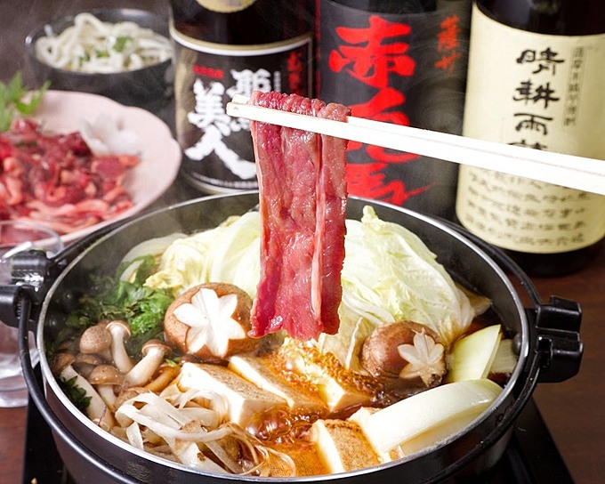 埼玉県さいたま市の馬肉専門店『勝馬』の桜鍋