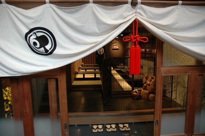 新橋のもつ鍋屋『もつ福』の外観