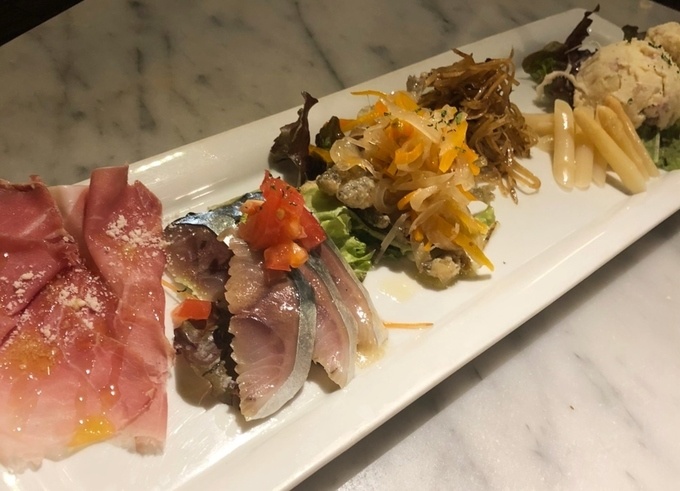 奥渋谷のイタリアン『オーノボーノ』の「おばんざい盛り」