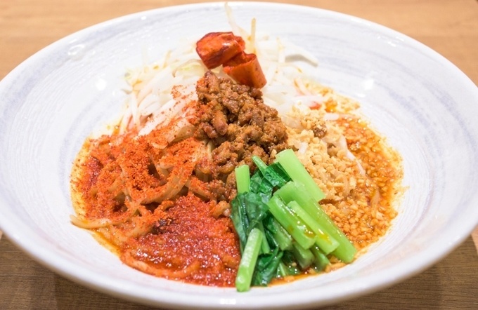 池袋の担々麺『SHIBIKARA担担麺飯塚』の「辛麺 味噌 汁なし」