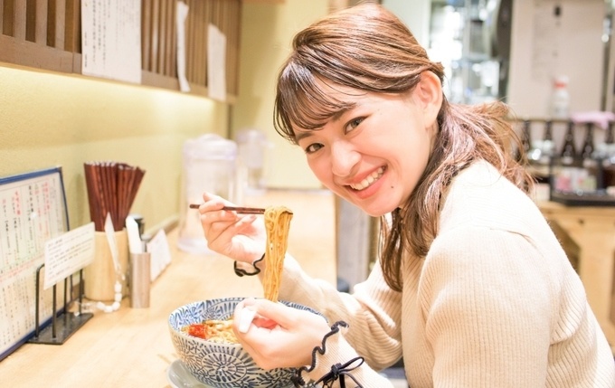 池袋の担々麺『SHIBIKARA担担麺飯塚』