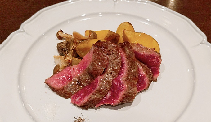 イタリア食堂Quinci(クインチ) 知多牛のビステッカ
