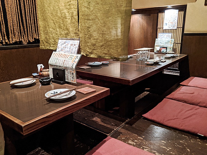 居酒屋 醸し屋 素郎slowの内観、掘りごたつ席の画像