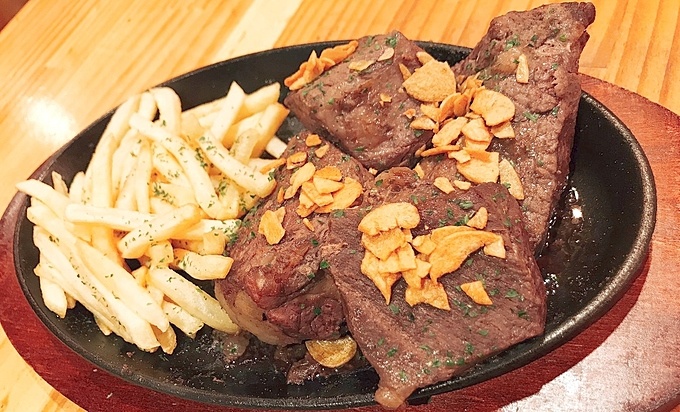 肉バル BEEF KITCHEN STAND 新宿歌舞伎町店 ザブトンステーキ